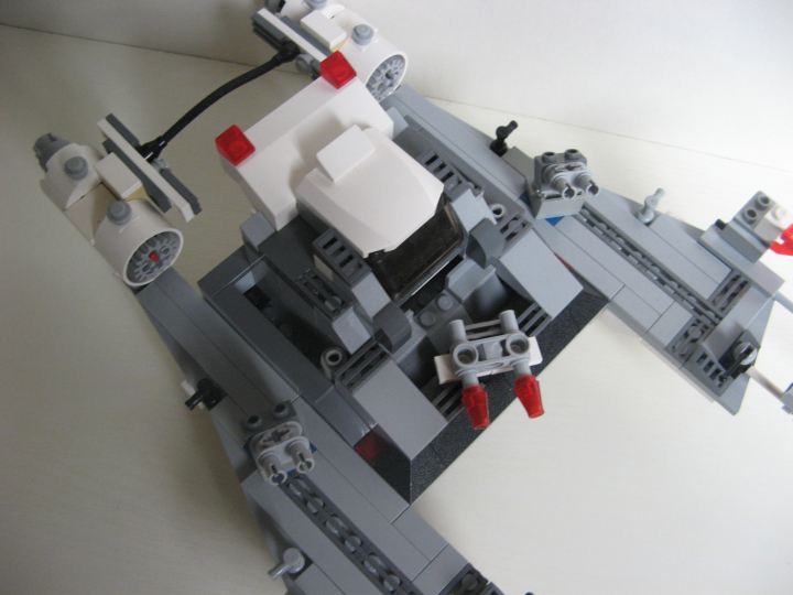 LEGO MOC - В далекой-далекой галактике... - Космический корабль 'Преследователь'