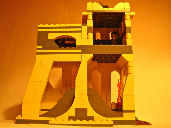 LEGO MOC - Потому что мы можем! - 'Летающий монах': вид сзади.