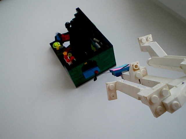 LEGO MOC - Потому что мы можем! - 'Воздушный змей Бенджамина Франклина': Молния ударила в воздушного змея. Минуты ожидания великого ученого прошли не зря!