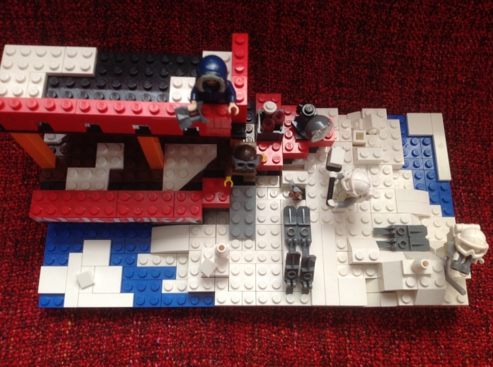 LEGO MOC - Потому что мы можем! - Первая экспедиция на ледоколе ' Арктика ' на Северный Полюс . : Вид сверху .