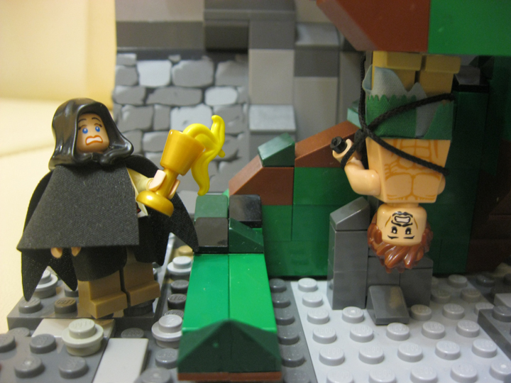 LEGO MOC - Герои и злодеи - Могучий ТОР против пещерной РЕПТИЛИИ