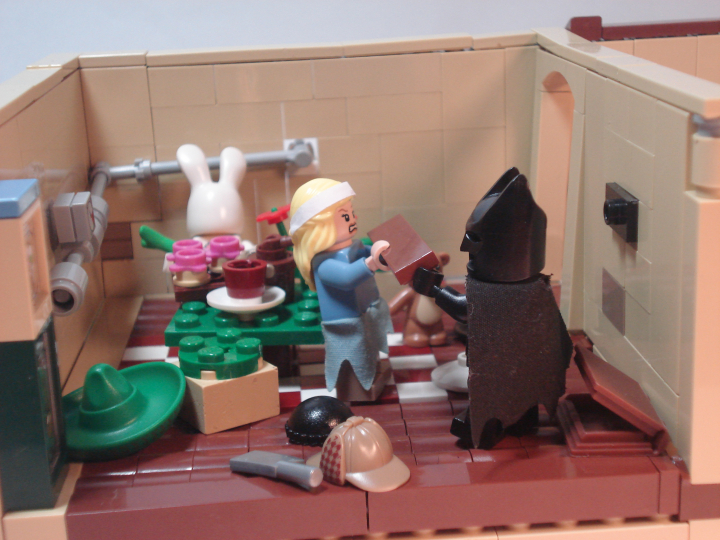 LEGO MOC - Герои и злодеи - Психушка Джокера: Безумный Шляпник -Время Чая