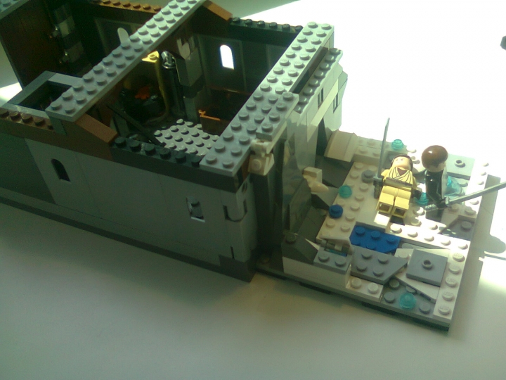LEGO MOC - Герои и злодеи - Дворец лиги теней из фильма 'БЕТМЕН  ; НАЧАЛО ': все вместе