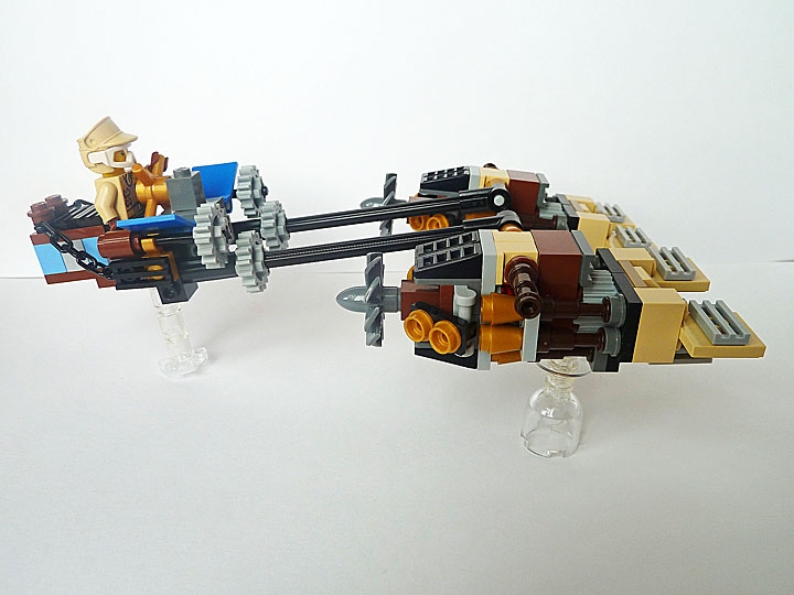 LEGO MOC - Steampunk Machine - Гоночная капсула Энакина: Капсула. Вид сбоку (дым из труб убран).