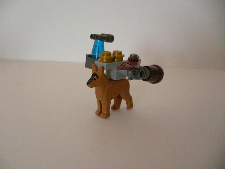 LEGO MOC - Steampunk Machine - Летучий паровой корабль: Летающая собака.<br />
Овчарка Рекс принадлежит профессору.