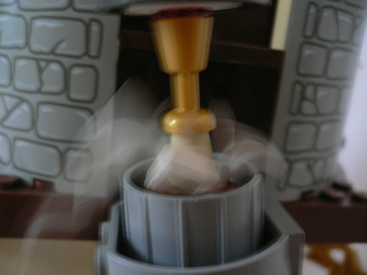 LEGO MOC - Steampunk Machine - Летучий паровой корабль: А если давление в паровом котле повышается, то лишний пар можно выпустить!