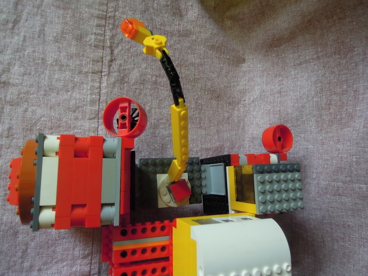 LEGO MOC - Мини-конкурс 'Битва Дирижаблей' - Дирижабль-платформа для перевозки грузов