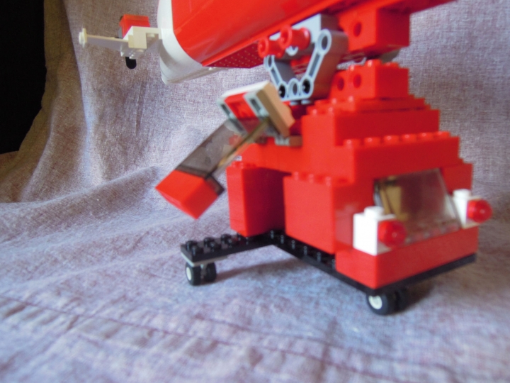 LEGO MOC - Мини-конкурс 'Битва Дирижаблей' - Летучий перец