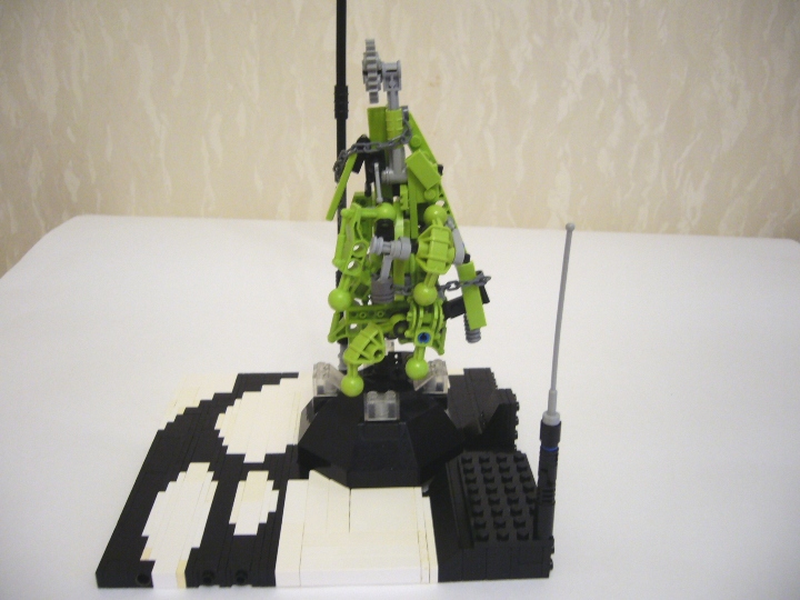 LEGO MOC - Новогодний Кубик 2014 - Встреча Нового Года в Кибер-мире