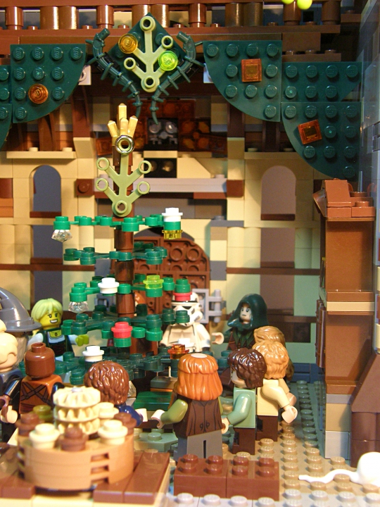 LEGO MOC - Новогодний Кубик 2014 - Старый исландский новогодний дом: Вот уже полночь, подоспели все гости и начали водить хоровод вокруг елочки и припевать 'В лесу родилась...' Все по ГОСТу утренников.