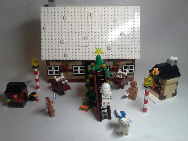 LEGO MOC - Новогодний Кубик 2014 - Мастерская чудес: Общий вид