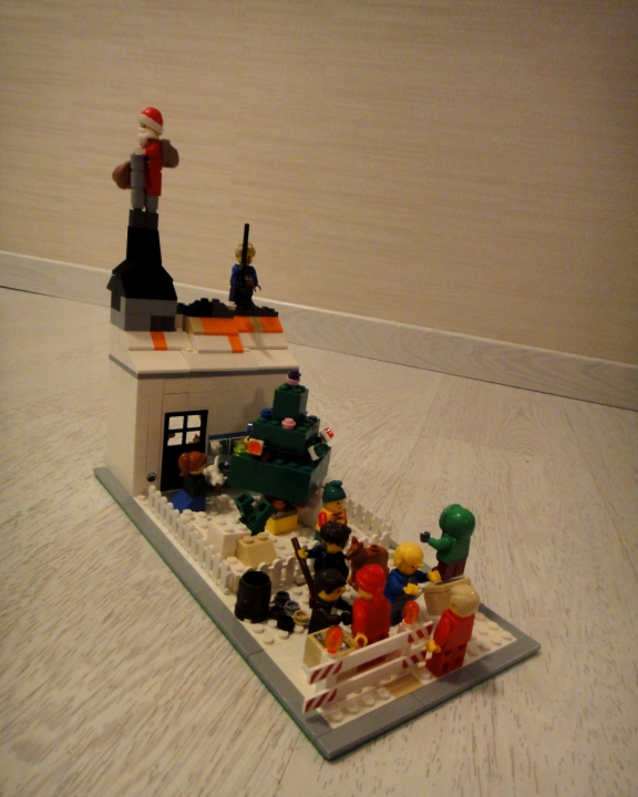 LEGO MOC - Новогодний Кубик 2014 - Рождественский Домик