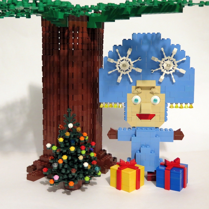 LEGO MOC - Новогодний Кубик 2014 - Маша без Медведя: Общий вид.