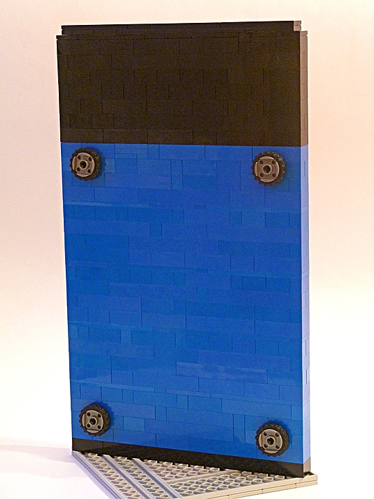 LEGO MOC - 16x16: Technics - Калькулятор: Сзади 4 ножки.