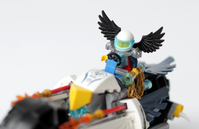 LEGO MOC - Мини-конкурс 'Lego Technic Motorcycles' - Мото-Орёл: Экипировка Мотоциклиста состоит из шлема с очками и крыльев (на случай быстрого ктапультирования на высоких скоростях)