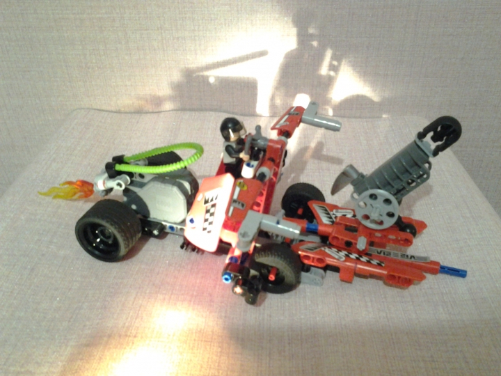 LEGO MOC - Technic-конкурс 'Легковой автомобиль' - Гоночно-военный автомобиль