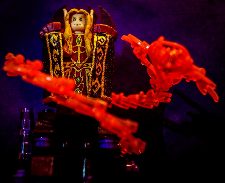 LEGO MOC - Конкурс LEGO-кастомизаторов 'Blizzard Character' - Принц Кель'тас Солнечный Скиталец