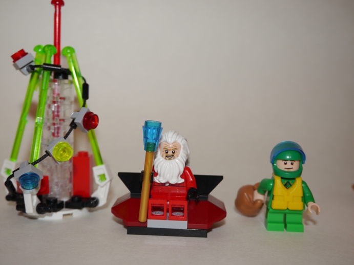 LEGO MOC - Новогодний Кубик 3015 - Звездолет Деда Мороза 'ОЛЕНЬ 3015'