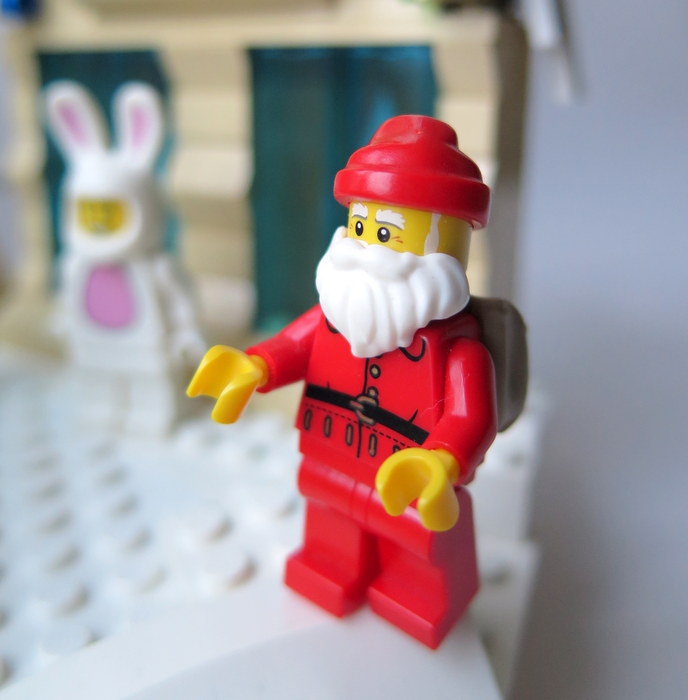LEGO MOC - Новогодний Кубик 3015 - В кругу друзей: А вот и Дед Мороз!<br />
<br />
Всех с Новым Годом!!!