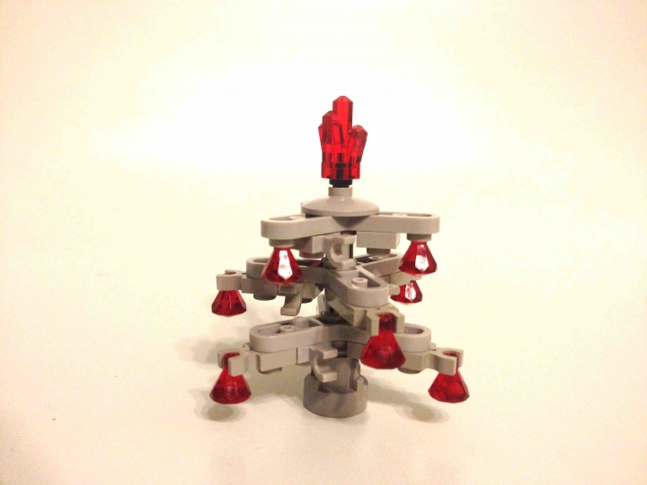 LEGO MOC - Новогодний Кубик 3015 - Новый год в солнечной системе Москва .: Нано-ёлочка давно самонарядилась.