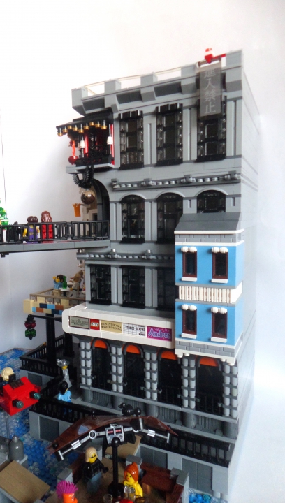 LEGO MOC - Новогодний Кубик 3015 - Празднование Нового года в городе будущего: Далее ещё несколько общих видов работы.