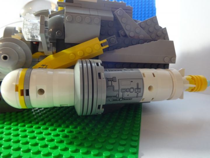 LEGO MOC - Погружение -  Глубоководный исследовательский батискаф: <br />
