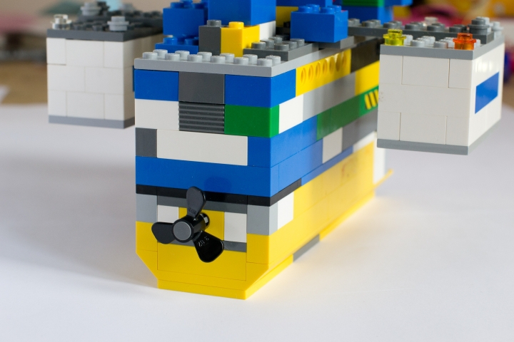 LEGO MOC - Погружение - ПОДВОДНАЯ СТАНЦИЯ ДЛЯ ИССЛЕДОВАНИЯ ОКЕАНА: Вид сзади