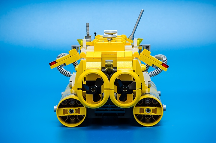 LEGO MOC - Погружение - FLOUNDER EX-1: Маршевые двигатели