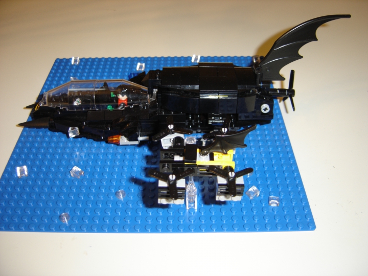 LEGO MOC - Погружение - Подводная лодка Бэтмена: Вид по левому борту