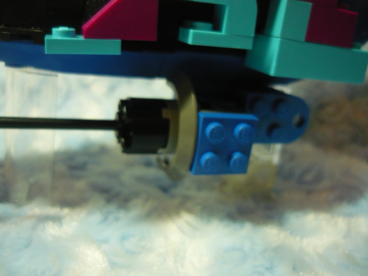 LEGO MOC - Погружение - 'Спасение из Заоблачной Дали на подлодки мастеров'.: Еще одно устройство принадлежащее Бенни.<br />
