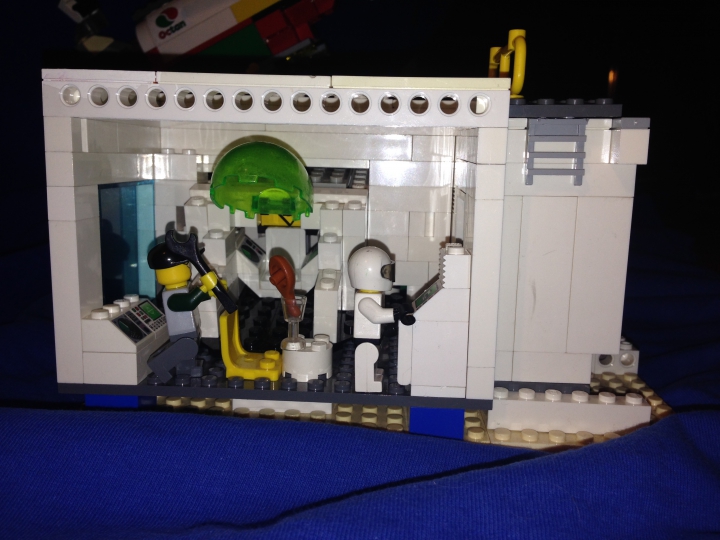 LEGO MOC - Погружение - Школа навигации батискафов (2050г.): Я недоволен твоим вождением батискафа юный падован.