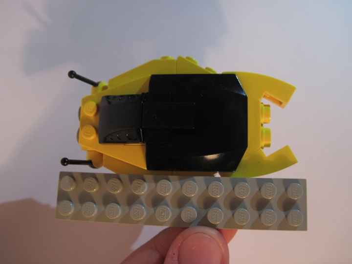 LEGO MOC - Битва Мастеров 'В кубе' - Подводный катер «Скат»: И пара технических фоток: модель вписывается в 10 пинов