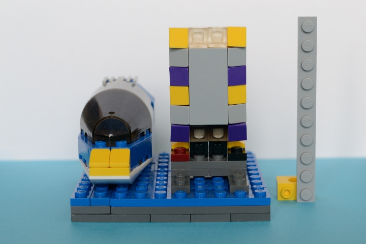 LEGO MOC - Битва Мастеров 'В кубе' - СОРЕВНОВАНИЕ: Мерка показывает, что работа не выходит за рамки.
