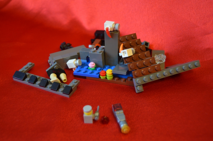 LEGO MOC - Битва Мастеров 'В кубе' - Атака на Темный Замок: БУМ!!!