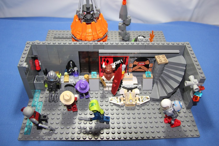 LEGO MOC - Инопланетная жизнь - Планета геофитов: Галактический рынок: Ещё раз общий план рынка (Другой ракурс)