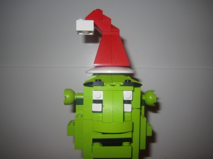 LEGO MOC - Новогодний Кубик 2016 - Санта Шрек: Это его голова.