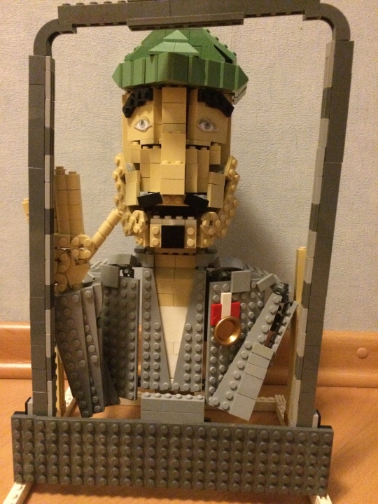 LEGO MOC - Радости и Горести Великой Победы - Поездка домой: И тут Николай понял, что все- война закончилась. Не надо больше бояться, теперь жизнь будет спокойной как у этого маленького голубя.