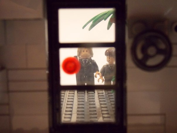 LEGO MOC - Радости и Горести Великой Победы - 'Мало кто помнит этот дом...'