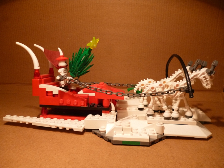 LEGO MOC - Новогодний Кубик 2017 - Скелетонский Дед Мороз: Вид справа