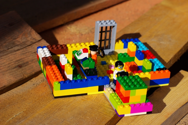 LEGO MOC - Конкурс Детективов - Расследование ограбления банка