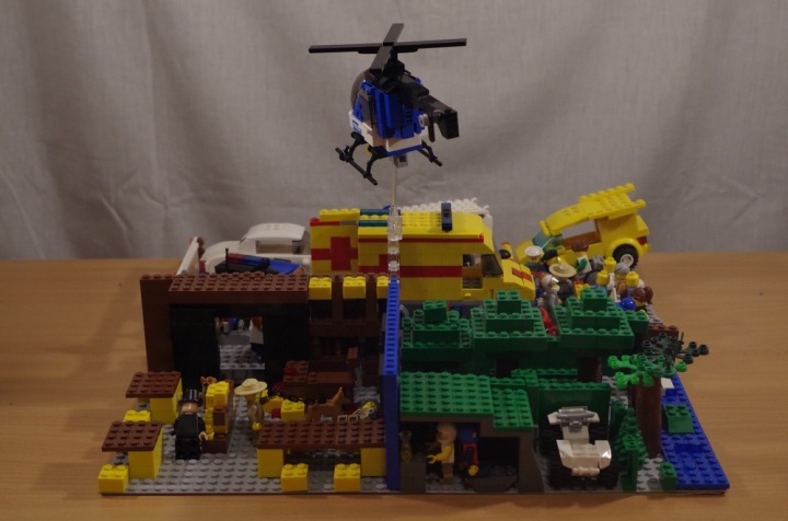 LEGO MOC - Конкурс Детективов - Убийство и кража в спортбаре 'Шахта золота' на конце города.: Вид с другой стороны.