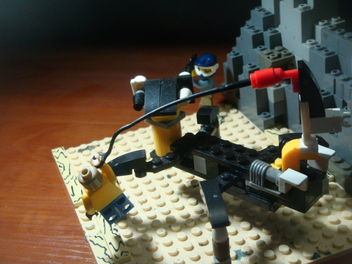 LEGO MOC - Фантастические твари и кто их фантазирует - Фантастическая тварь - Skarpihvost( Скарпихвост) : Задний ракурс