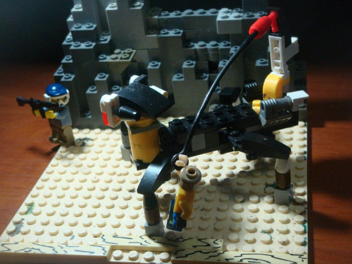 LEGO MOC - Фантастические твари и кто их фантазирует - Фантастическая тварь - Skarpihvost( Скарпихвост) : боковой правый ракурс