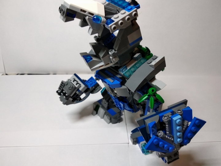 LEGO MOC - Фантастические твари и кто их фантазирует - Кристальный защитник