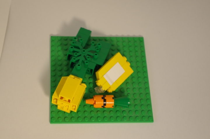 LEGO MOC - 16x16: Ботаника - Овощи на грядке: Вид сверху.
