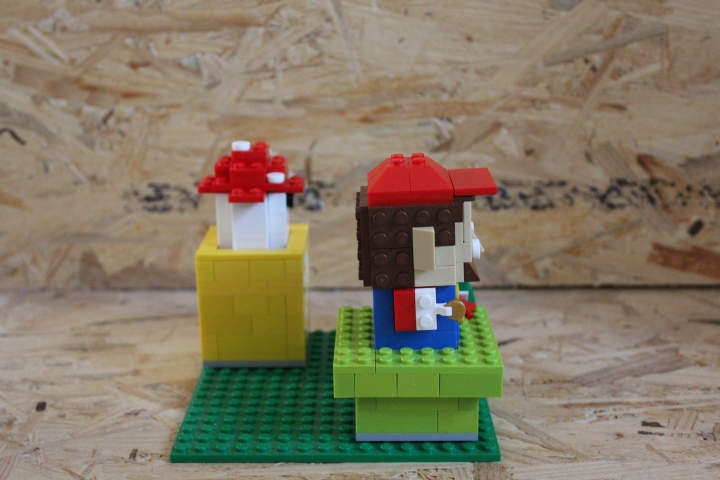 LEGO MOC - 16x16: Чиби - Марио: Вид сбоку