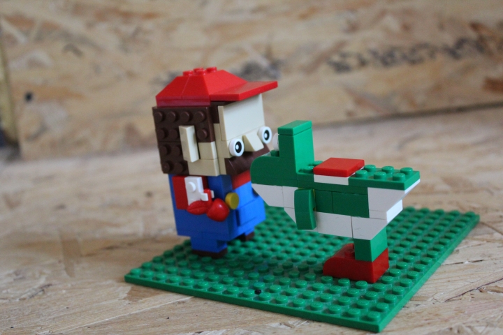 LEGO MOC - 16x16: Чиби - Марио: М: -Ой, я не вкусный!<br />
Й: - Йоши!!!