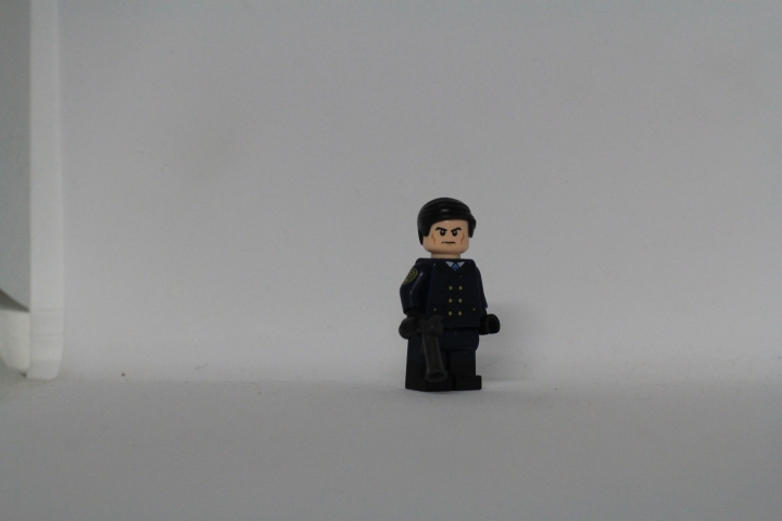 LEGO MOC - 16x16: Поединок - Дуэль в таверне : Добро пожаловать: Капитан Кассий Кальхаун 
