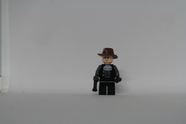 LEGO MOC - 16x16: Поединок - Дуэль в таверне : Добро пожаловать: Морис Джеральд 