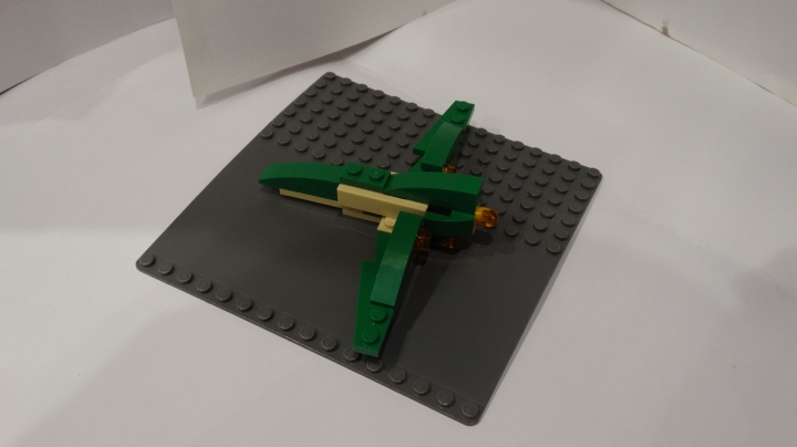 LEGO MOC - 16x16: Микро - Дрон разведчик.